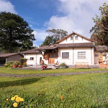 Hosteria Papagayo Cotopaxi Machachi Kültér fotó